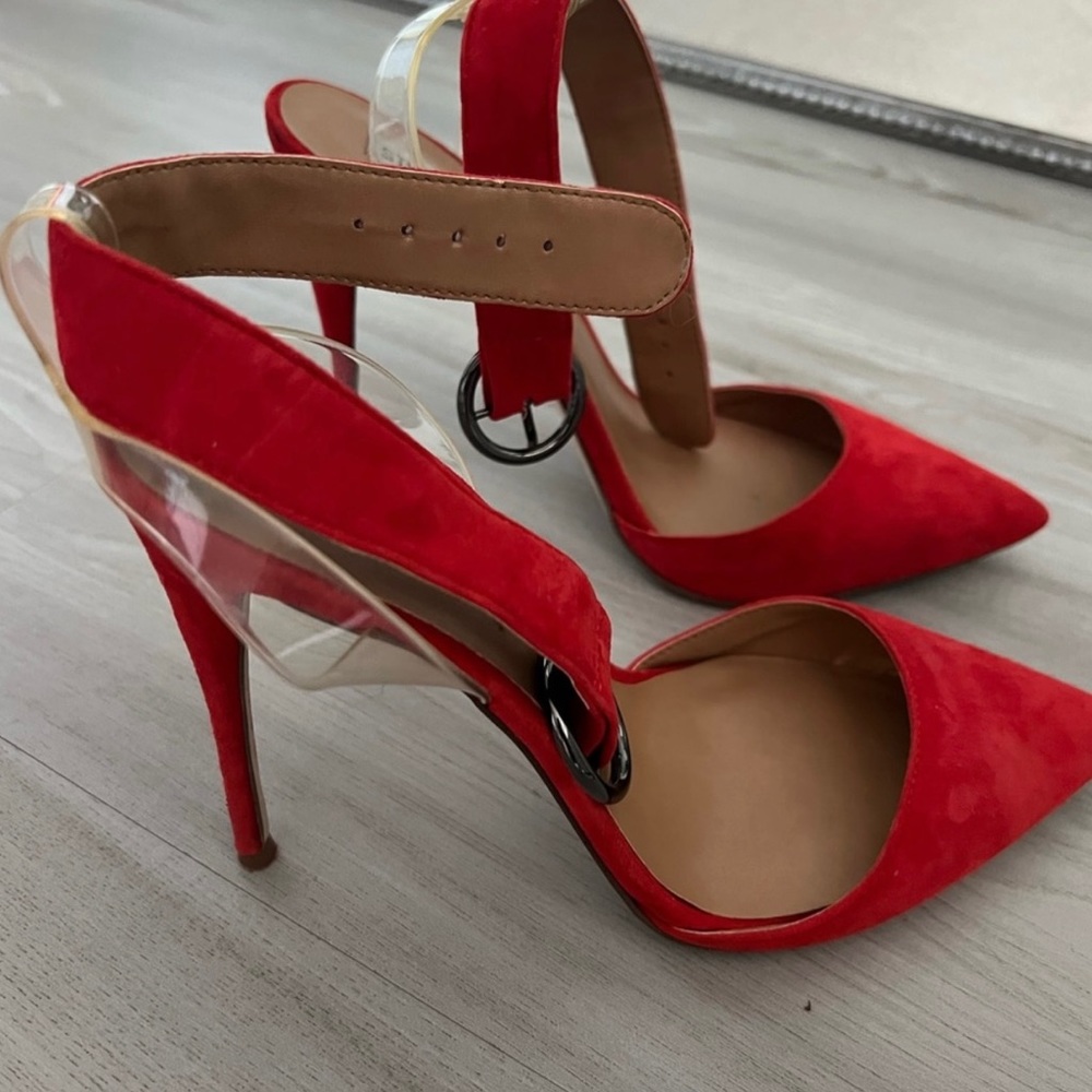 Steve Madden pointed heels stiletto